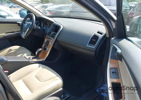 2017 Volvo Xc60 T5 Inscription from USA, damaged, VIN YV440MRU9H2126532